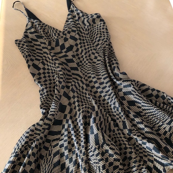 TOPSHOP Checkered Dress - Picture 3 of 6